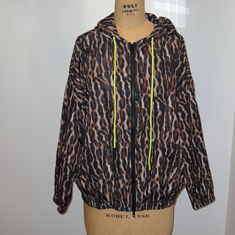 Pam & Gela Move Fast Zip-Up Cheetah Print Hooded Windbreaker S NWT